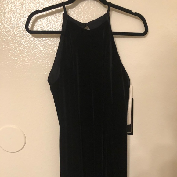 Sweet little black, velvet dress - Picture 3 of 6